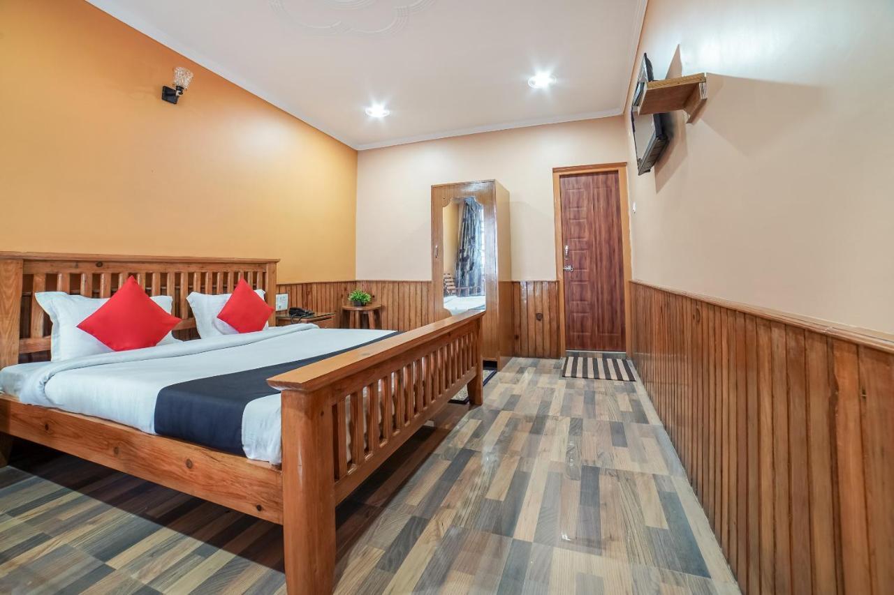 Capital O 47240 Hotel Blossom Resort Kausani Exteriör bild