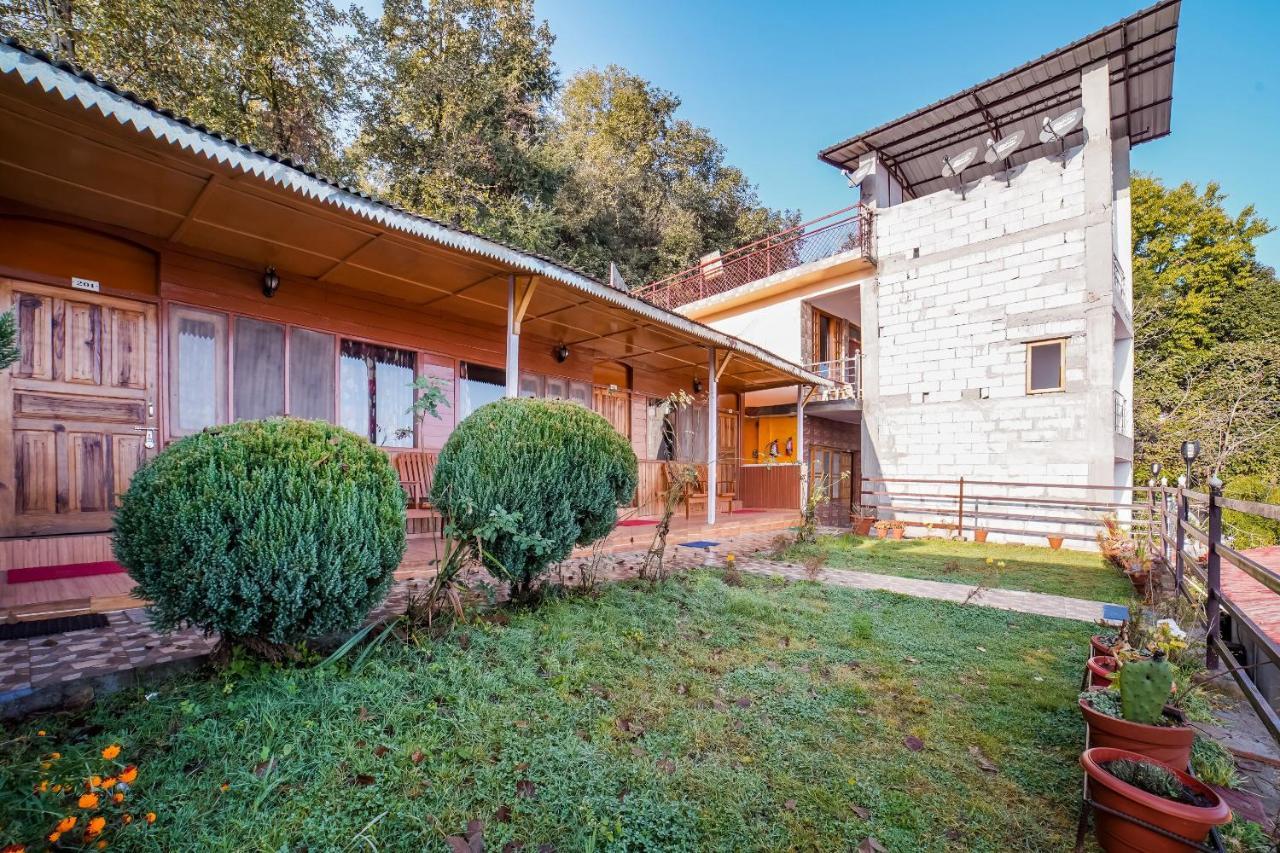 Capital O 47240 Hotel Blossom Resort Kausani Exteriör bild